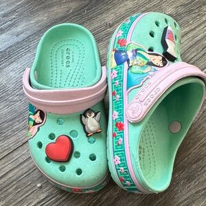 CROCS Kids' Mint Green and Light Pink Character Clogs